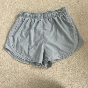 NIKE LIGHT GRAY RUNNING SHORTS!!